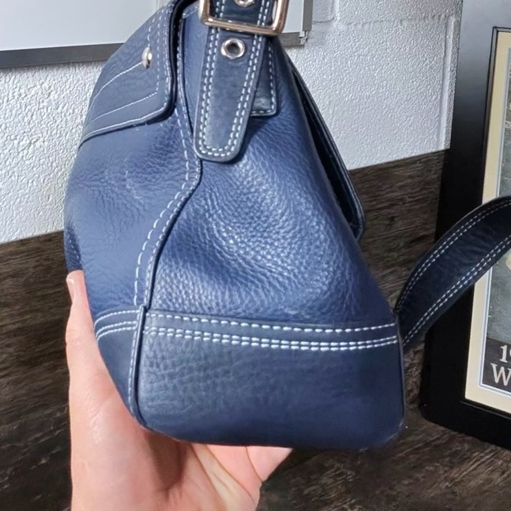 Coach Dark Blue Crossbody Bag Purse - Picture 4 of 13